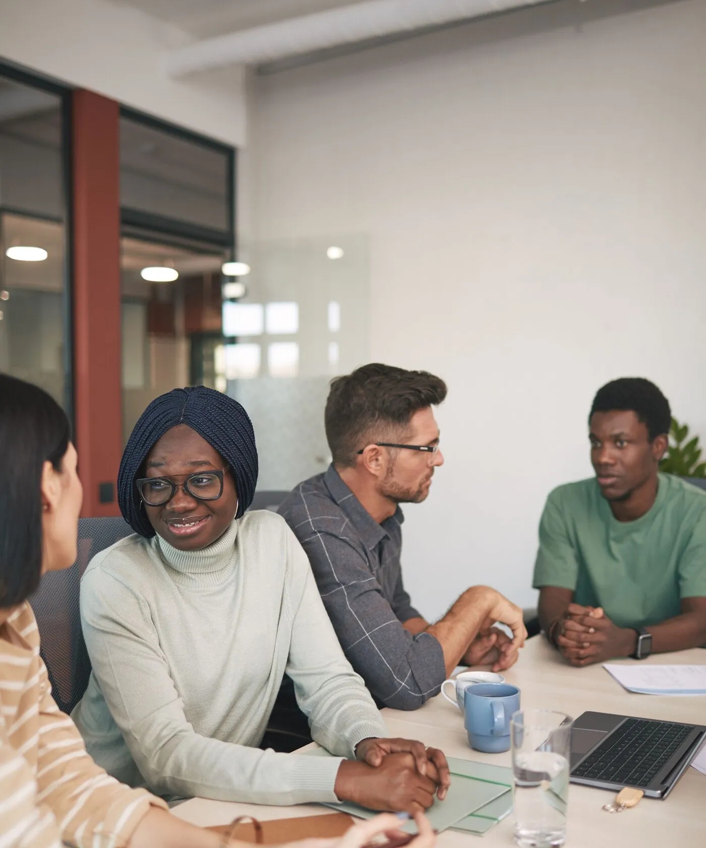 A diverse team in a business meeting